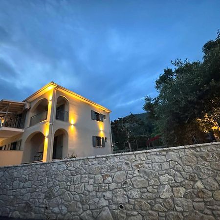 OLEA Luxury Apartments Parga Extérieur photo